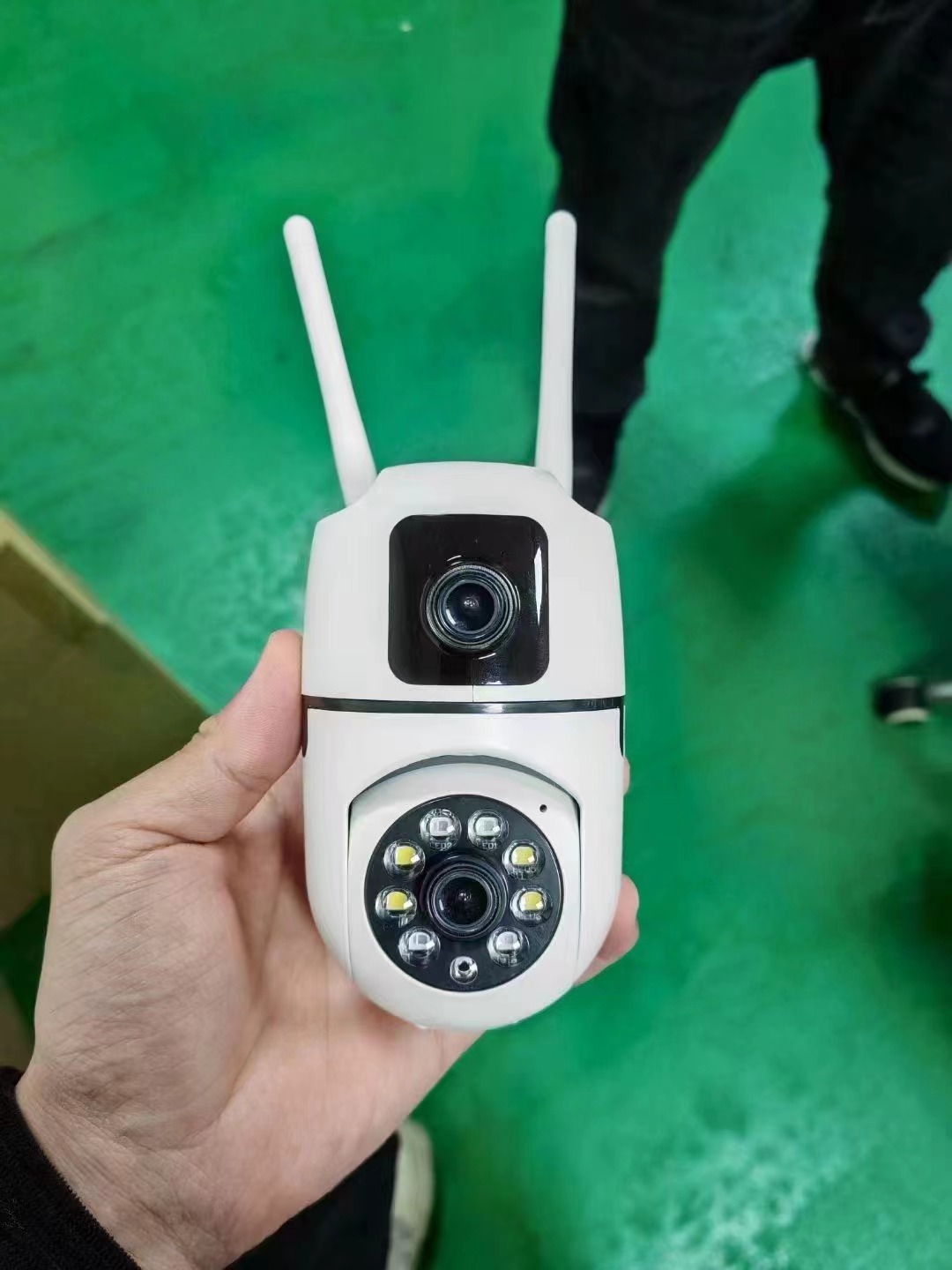 V380アプリ対応 4MP UHDデュアルレンズ DC/E2 - Smart Home Windows App のレビューと価格